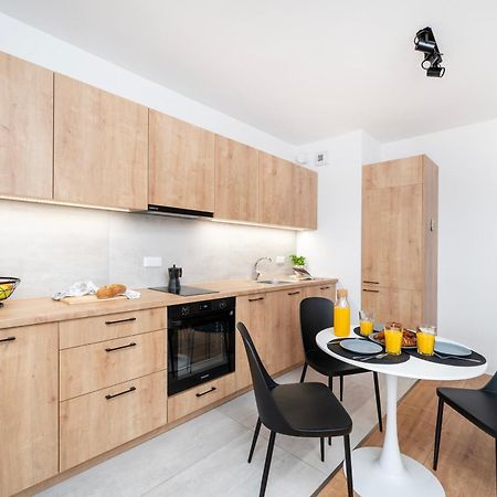 Komfortowe Apartamenty Z Garazem Na Milionowej Lódź Exterior foto